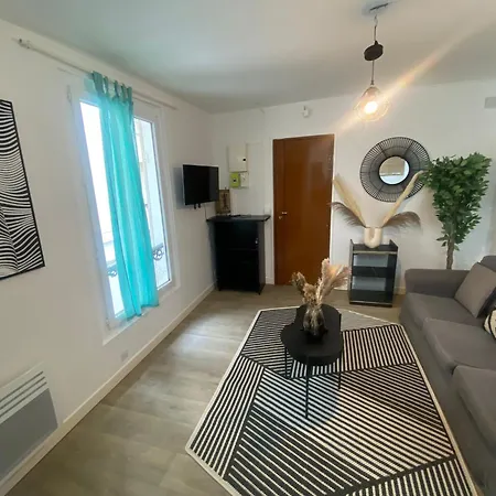 Apartment Jolie 2 Pieces Metro Voltaire - 11 - 2p *